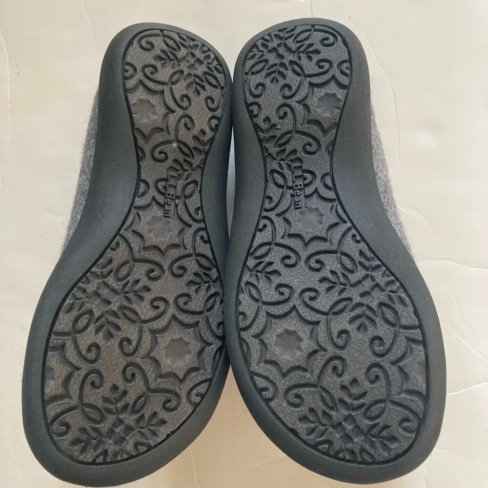 L. L. Bean Daybreak scuffs puffin women’s size 7 EUC - Picture 2 of 2